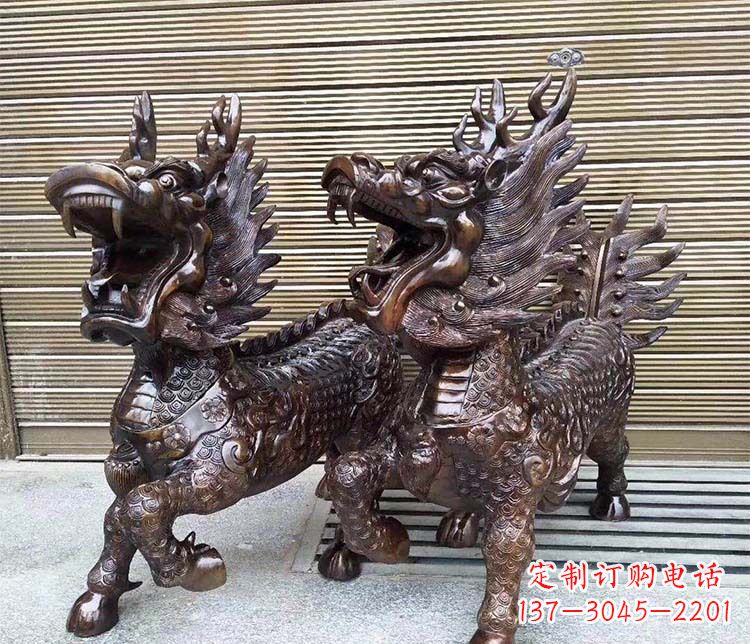 安阳中领雕塑:专业定制酒店门口招财麒麟铜雕