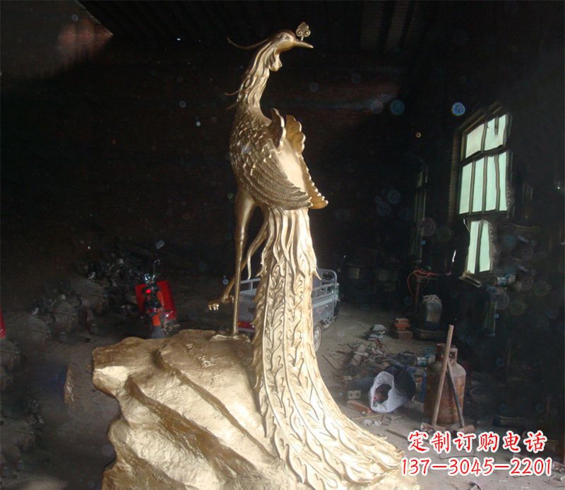 安阳精美制作的孔雀雕塑
