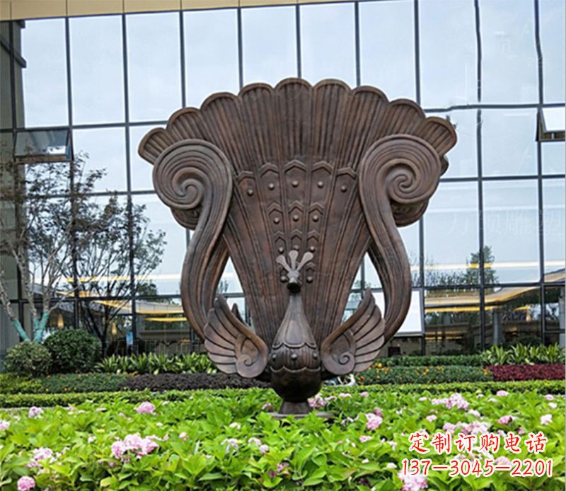 安阳装点家园的精美孔雀雕塑