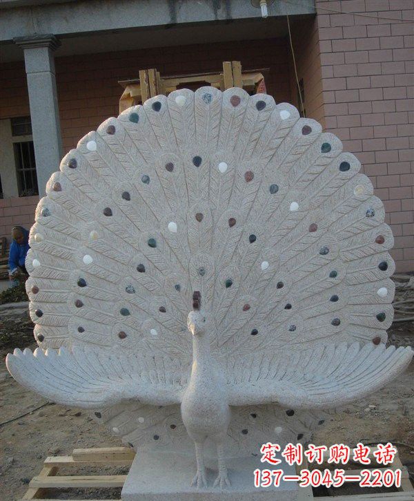 安阳精美雕塑，定制孔雀开屏石雕