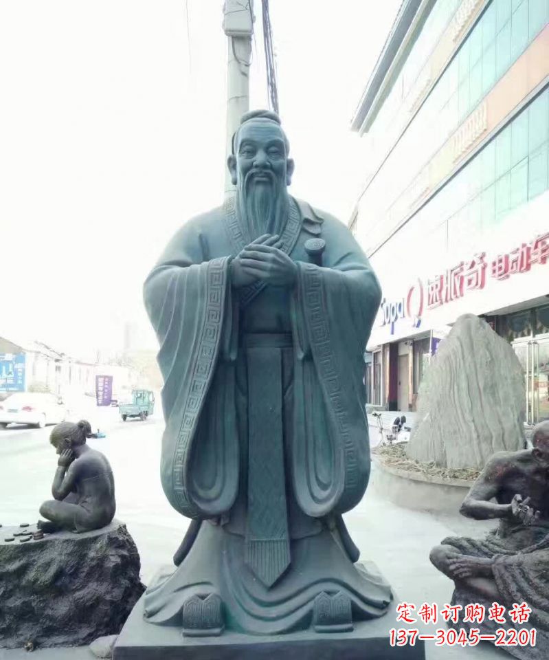 安阳拥有传统文化气息的精美孔子雕像