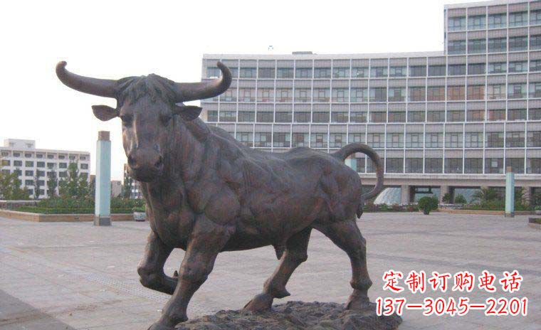 安阳老牛动物广场铜雕,专业定制精美动物雕塑