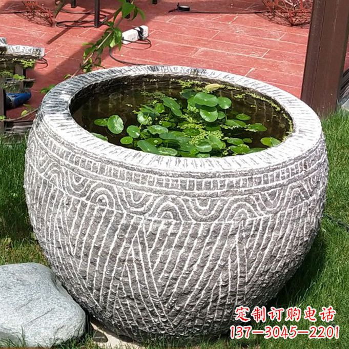 安阳老青石花盆雕塑:独特的家居艺术装饰