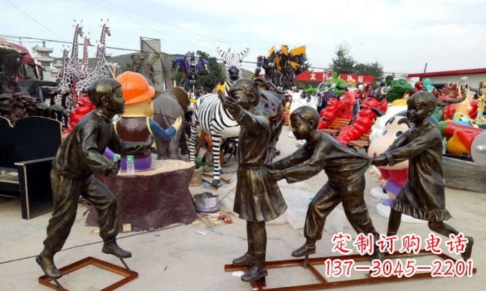 安阳艺术精美的老鹰捉小鸡儿童嬉戏铜雕
