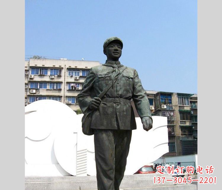 安阳定制雷锋雕塑,体现英雄精神