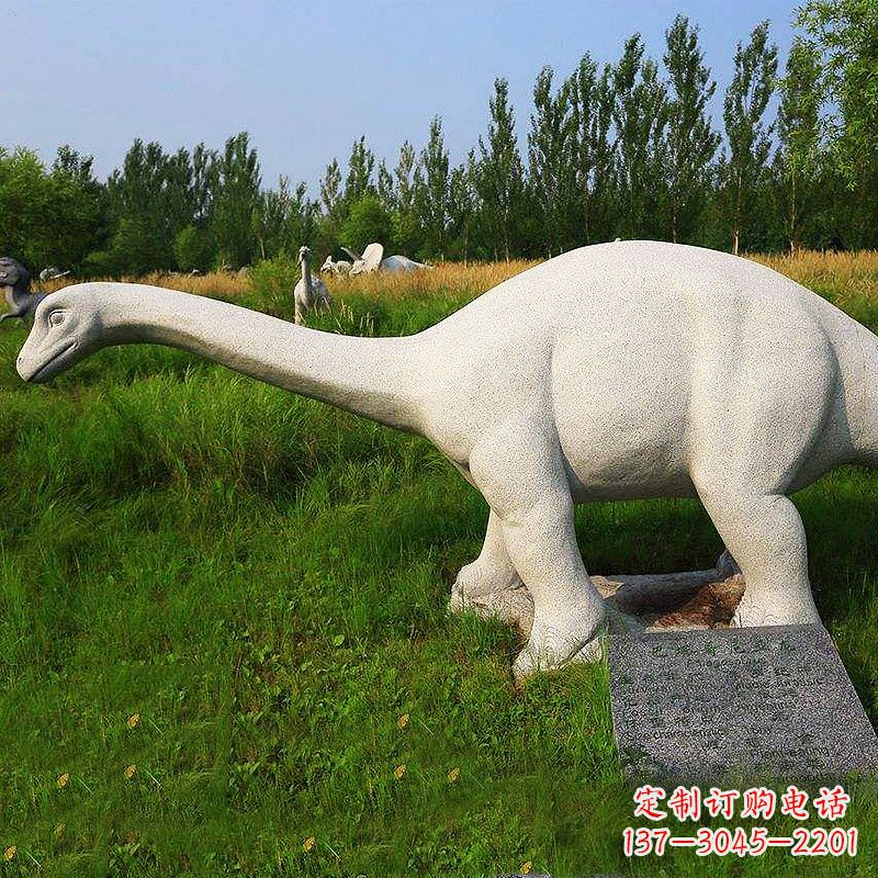 安阳雕塑精美,细节精准,呈现出自然风情,瑞士红宝石动物雕塑