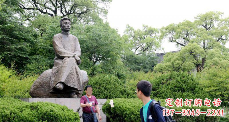 安阳鲁迅铜雕,艺术品级的文化符号