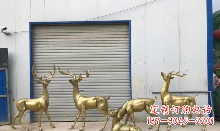 安阳高贵典雅的鹿群铜雕