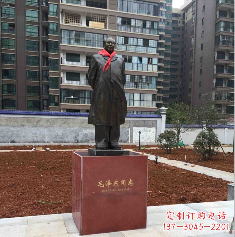 安阳毛主席伟人铜雕，让传承历史文脉！
