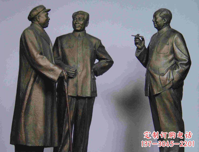 安阳标题:伟人朱德毛主席铜雕——传承毛主席精神