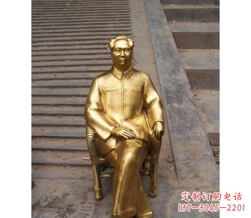 安阳毛泽东伟人铜雕纪念像