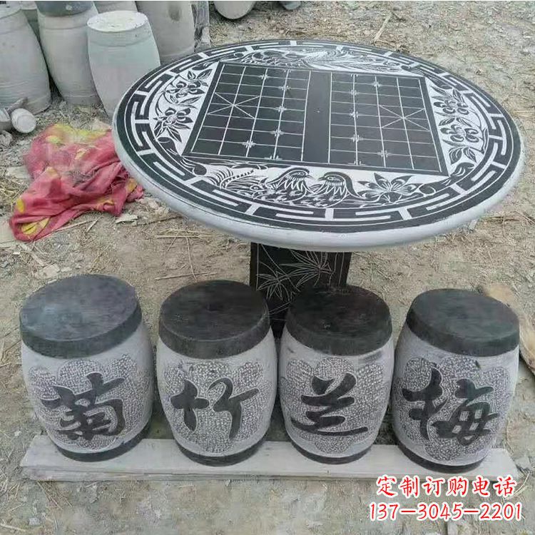 安阳传统文化融入石桌凳雕塑