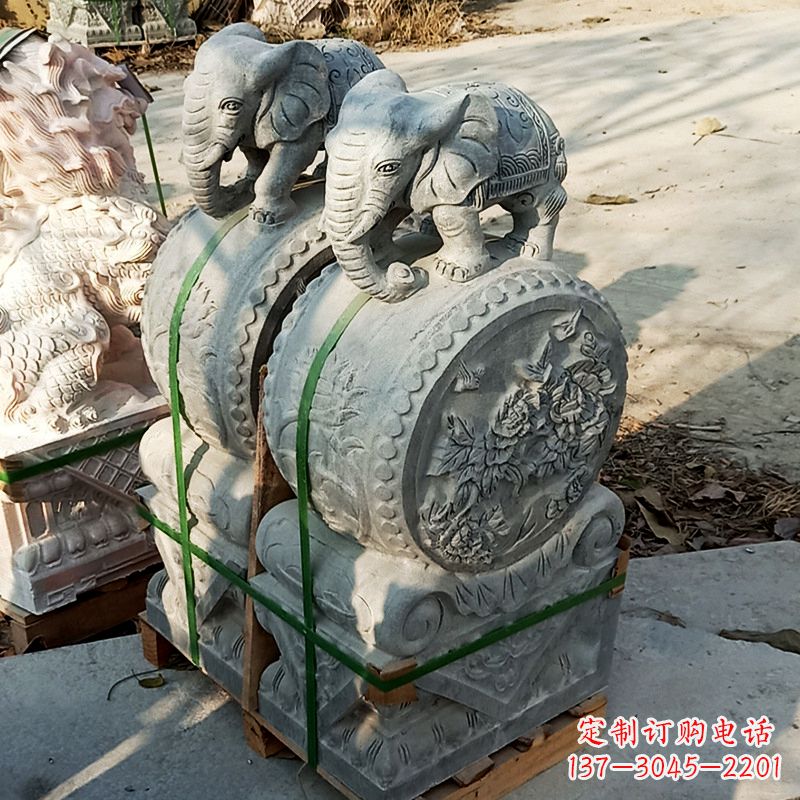 安阳为您的大门增添重量感-中领雕塑石雕貔貅