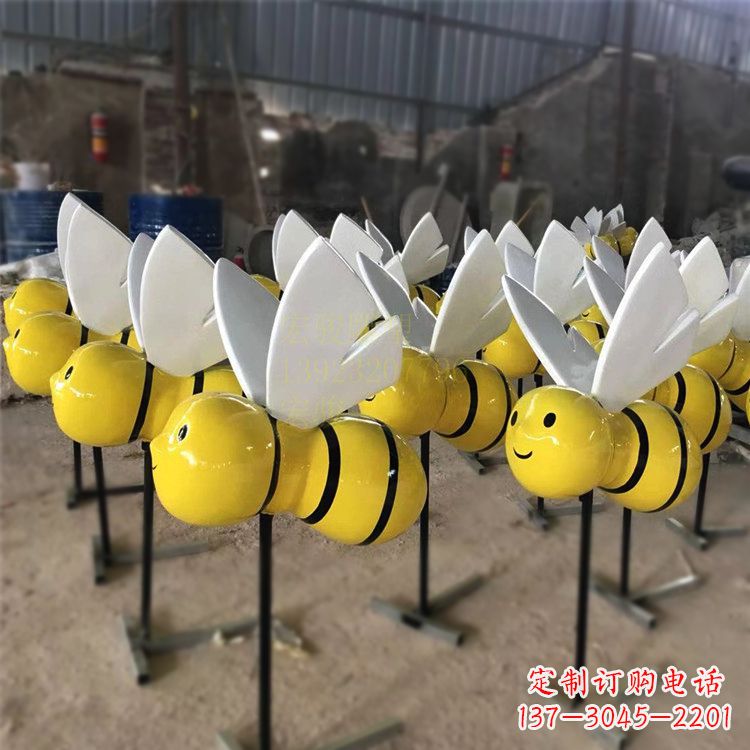 安阳动感蜜蜂雕塑,营造精致的都市公园
