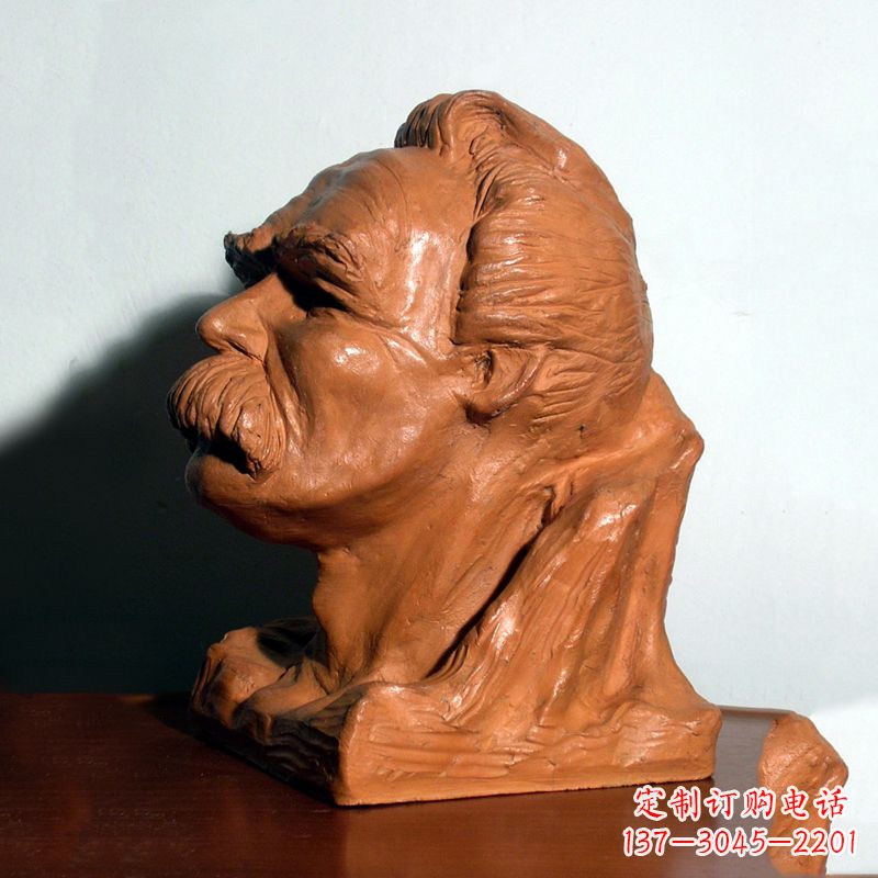 安阳尼采雕塑头像泥稿