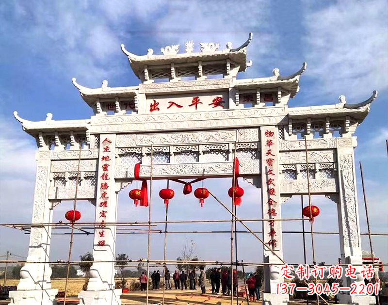 安阳中领雕塑:牌坊顶式石雕刻墓碑