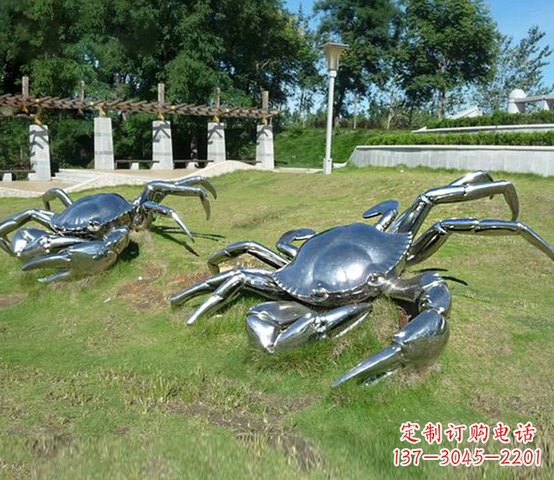 安阳精美不锈钢螃蟹雕塑