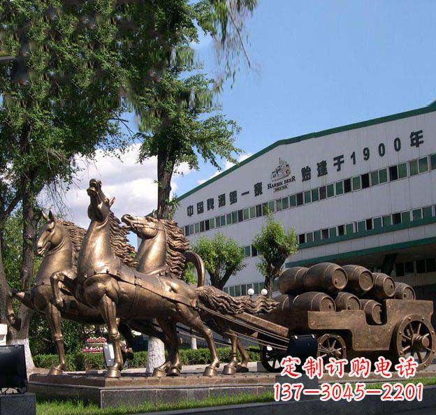 安阳追求完美,华丽马车铜雕塑