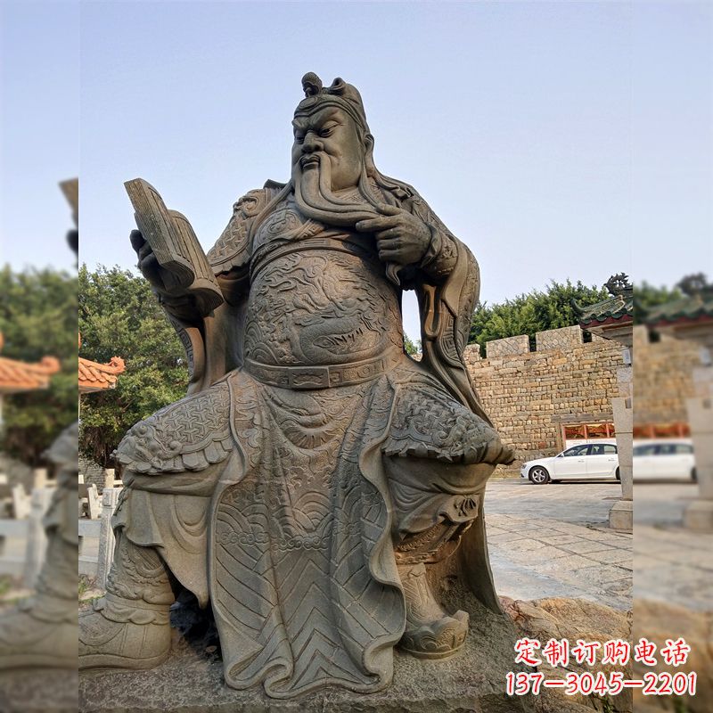 安阳青石关公雕塑,让您的家居更加古典优雅