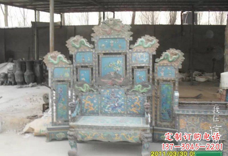 安阳青铜仿古龙椅雕塑,精美传神