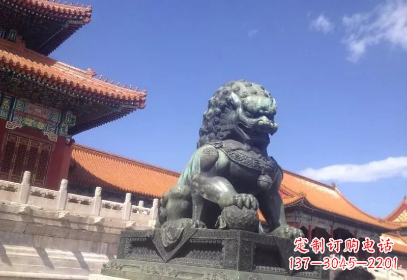 安阳精致青铜狮子雕塑,表达荣耀之美