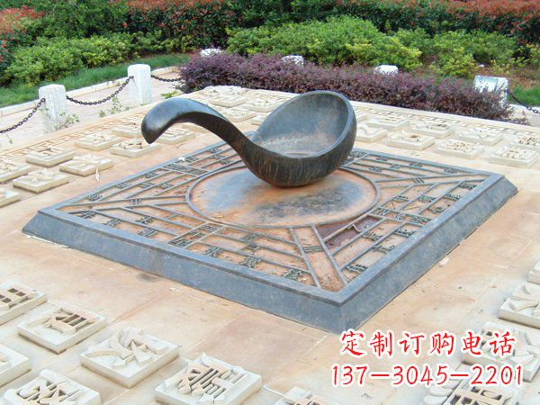安阳青铜司南指南针:体现传统文化的精致雕塑