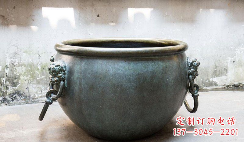 安阳精美青铜水缸雕塑,赏心悦目