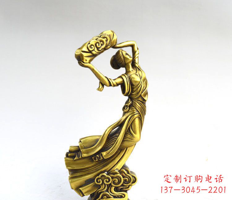 安阳传承古老神话的女娲雕塑