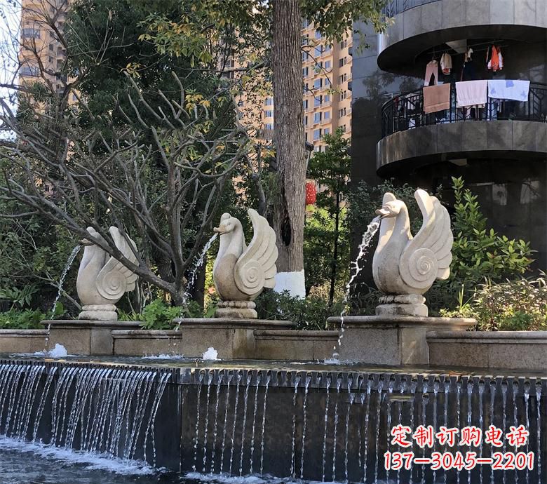 安阳石材喷水鹅 园林动物石雕景观摆放 水池石天鹅