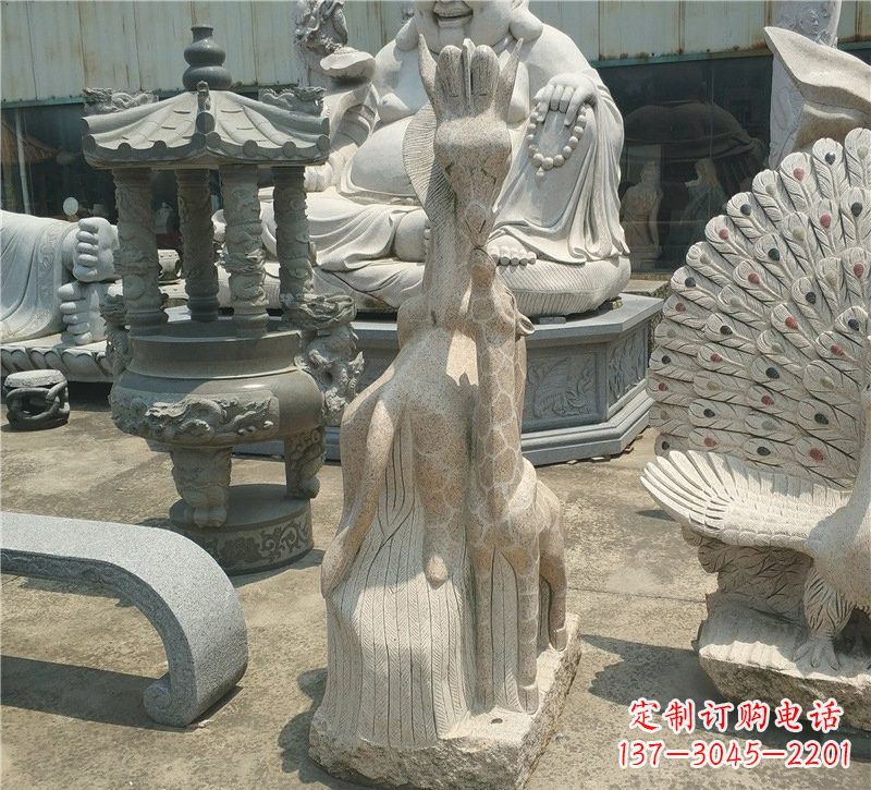 安阳高贵优雅的长颈鹿雕塑
