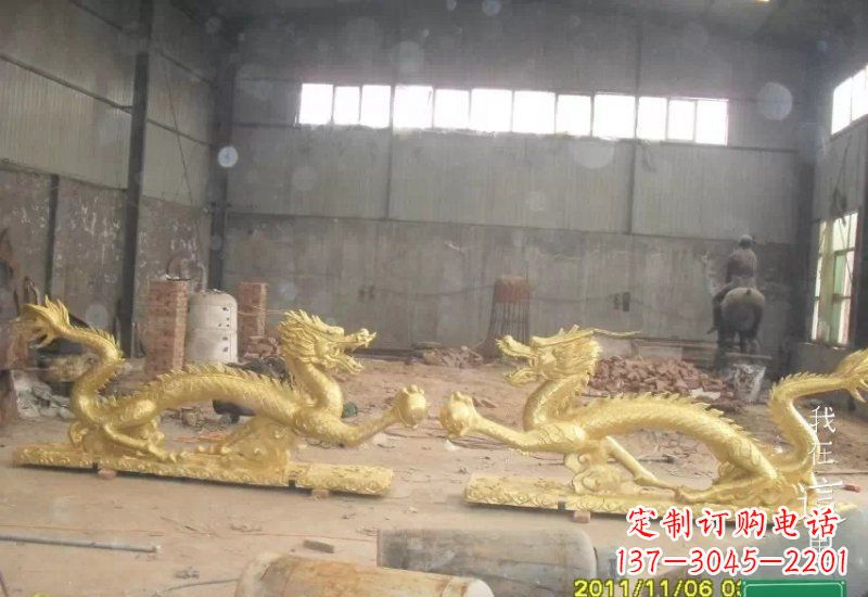 安阳双龙戏珠铜雕