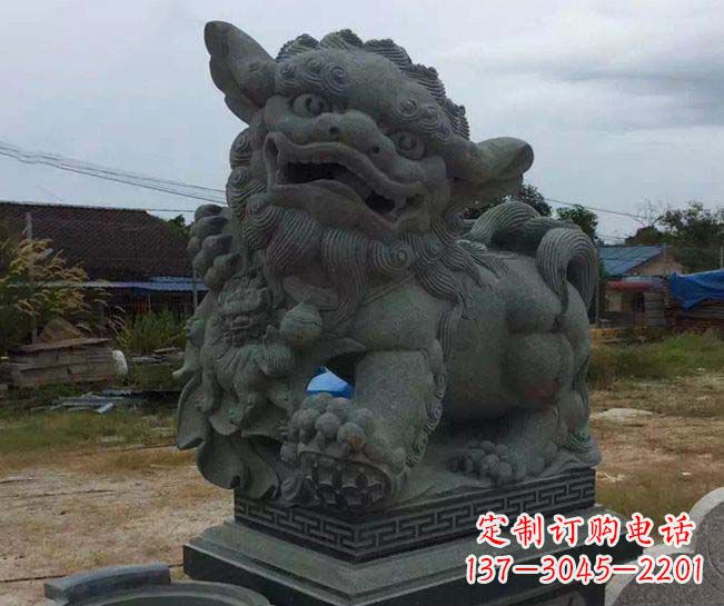 安阳寺庙景观南方狮子石雕