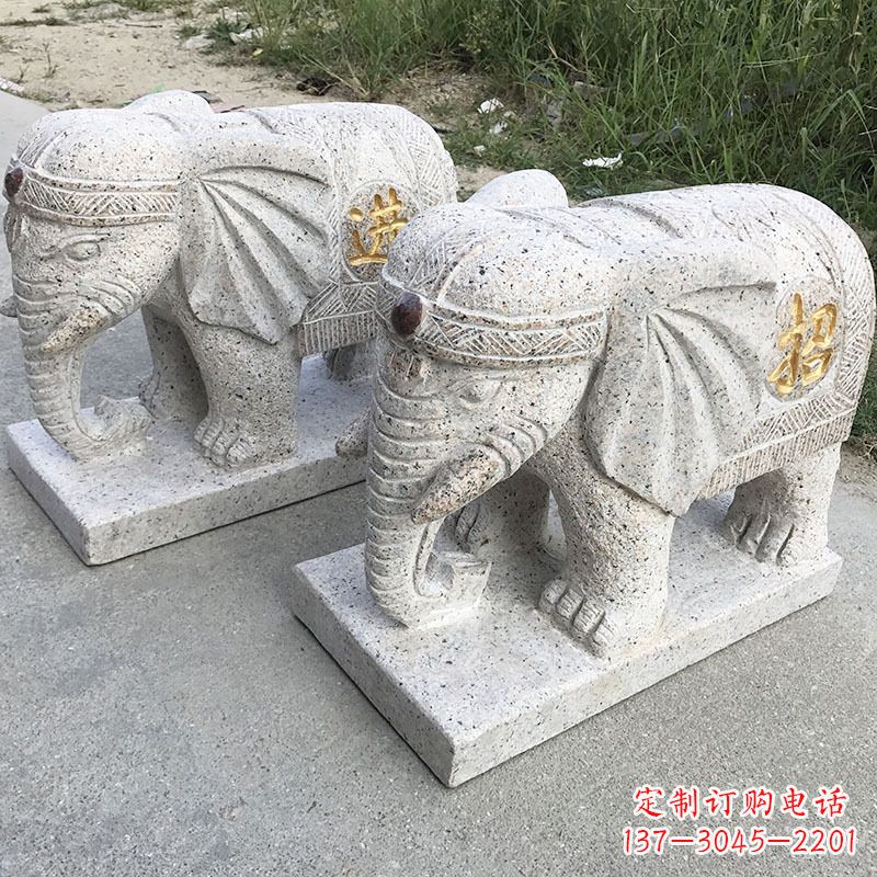 安阳寺庙门口大象石雕