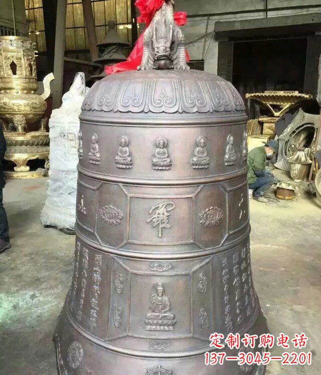 安阳寺庙铜雕钟铸铜钟雕塑