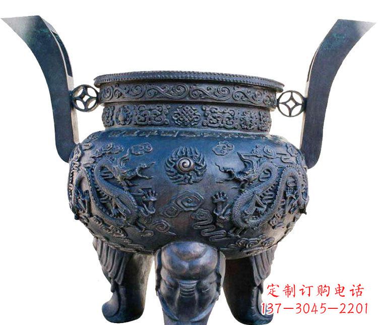 安阳寺庙圆形三足鼎铜雕香炉