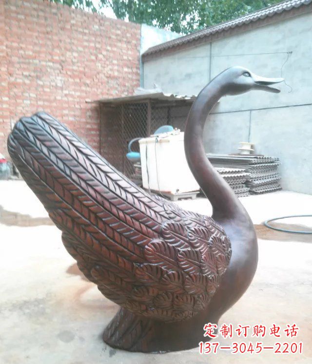 安阳天鹅公园天王动物铜雕