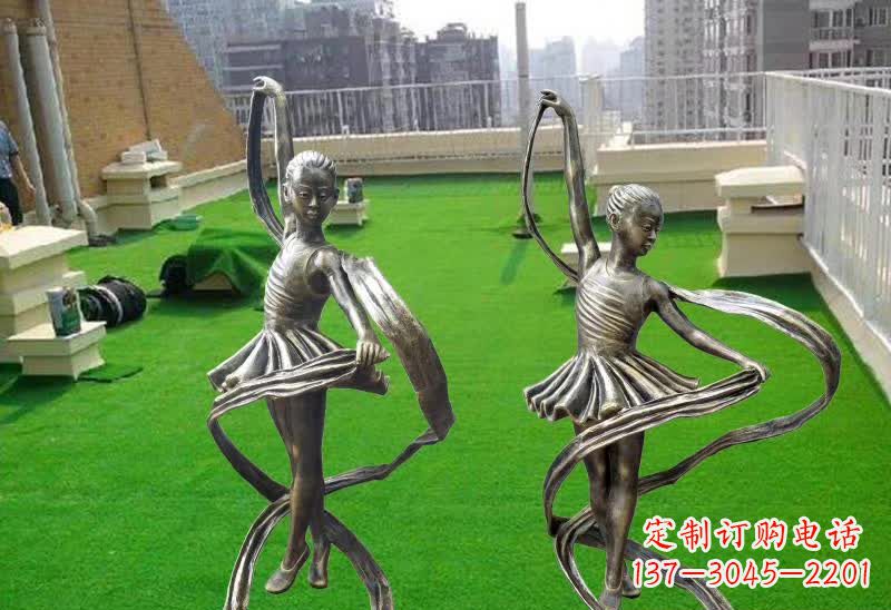 安阳跳舞的女孩铜雕