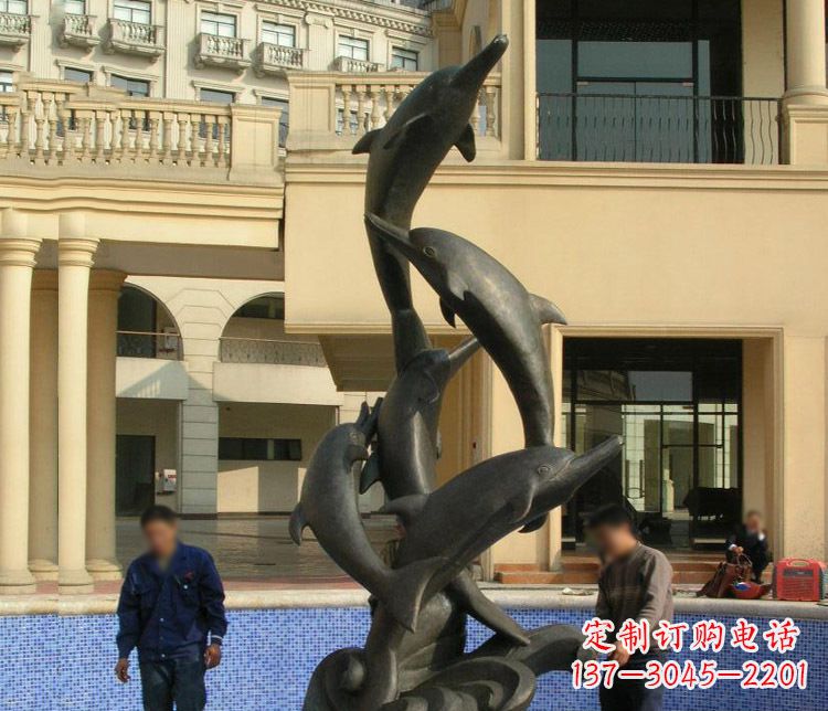 安阳跳跃海豚景观铜雕