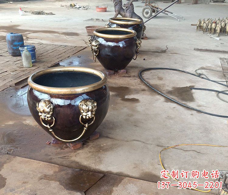 安阳铜雕故宫狮子头水缸雕塑