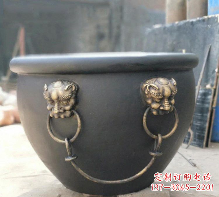 安阳铜雕故宫水缸