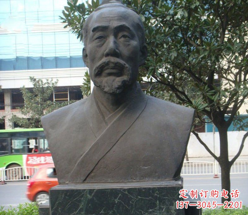 安阳铜雕管仲名人雕塑肖像