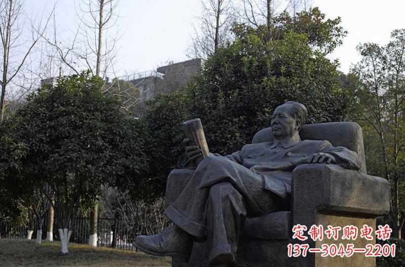安阳铜雕毛泽东伟人雕塑