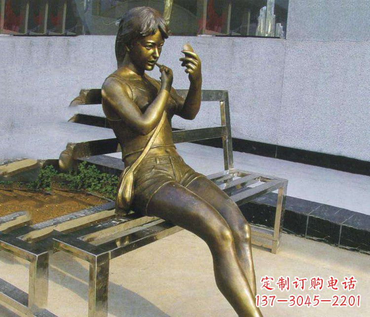 安阳铜雕商业街化妆女孩人物雕塑