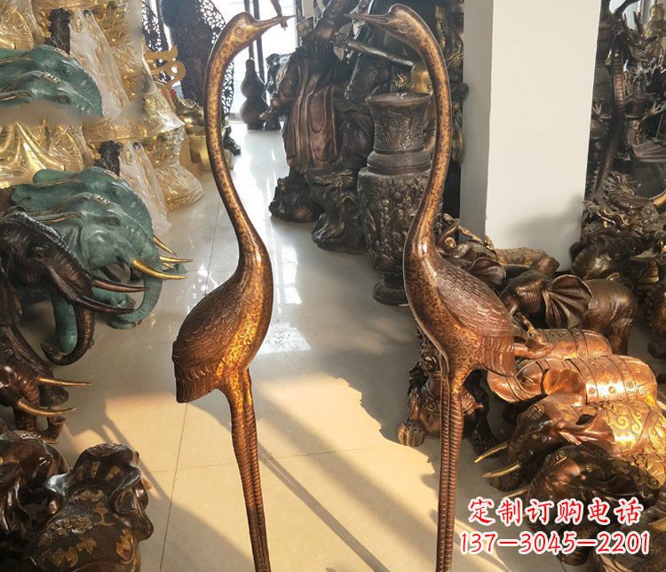 安阳铜雕仙鹤踩龟雕塑摆件