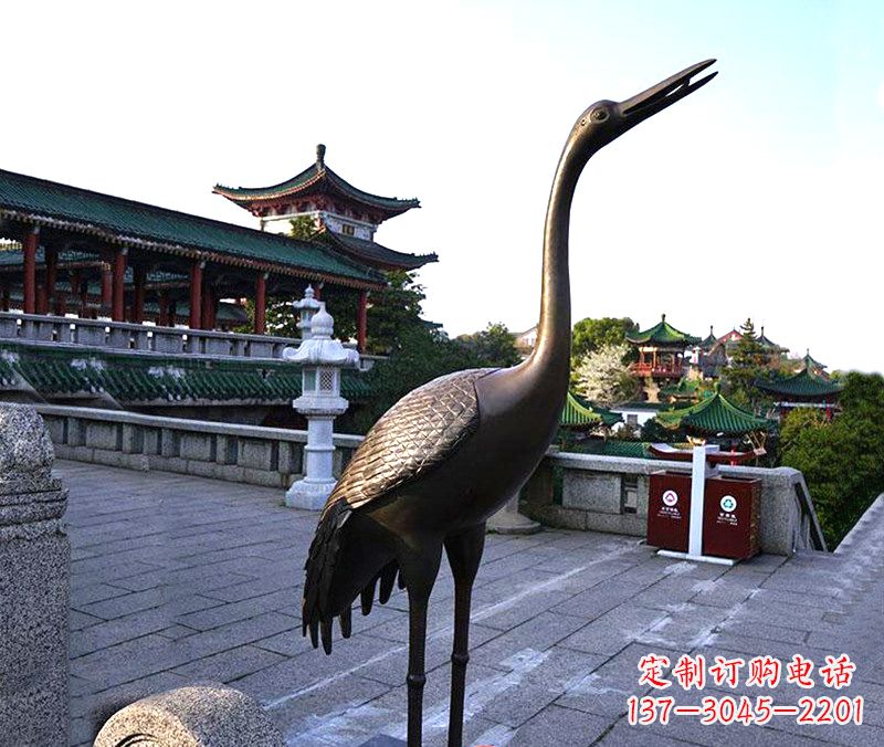 安阳铜雕仙鹤雕塑