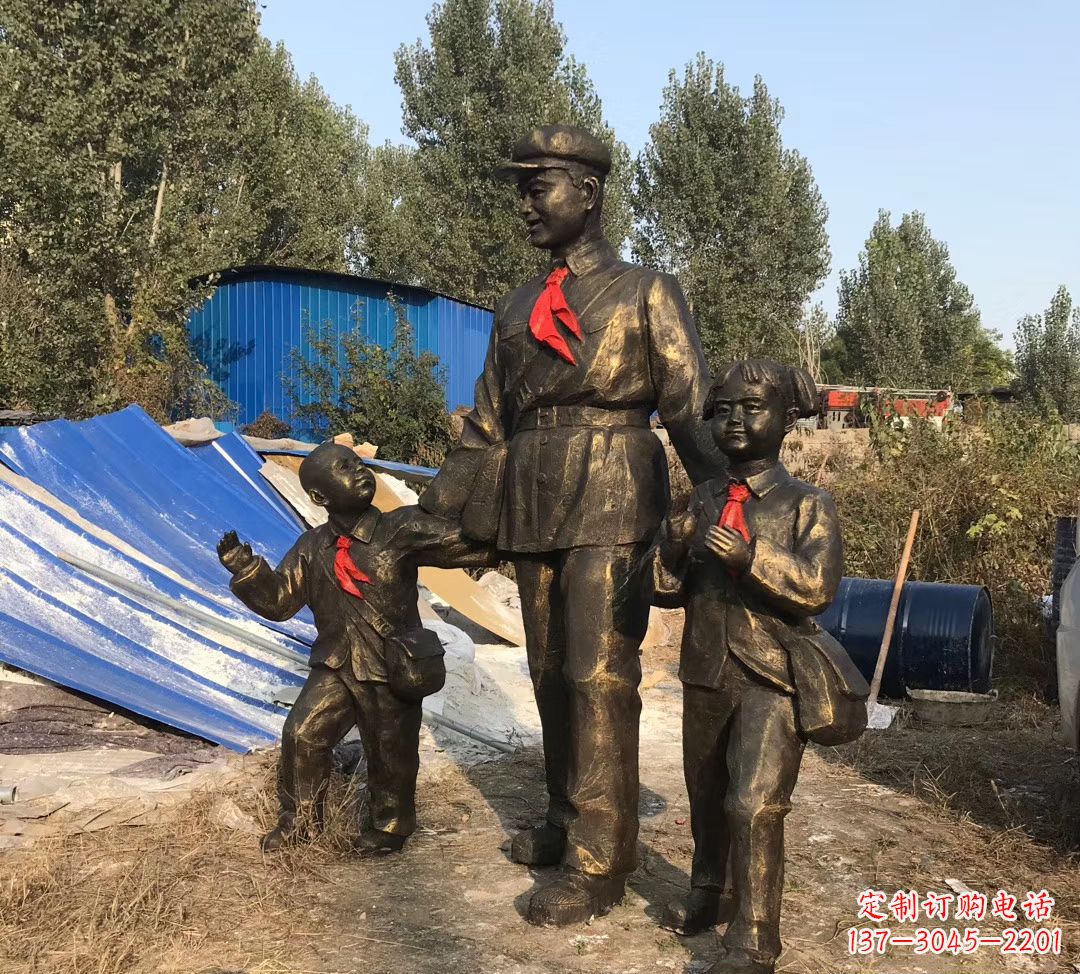 安阳铜雕校园雷锋雕塑
