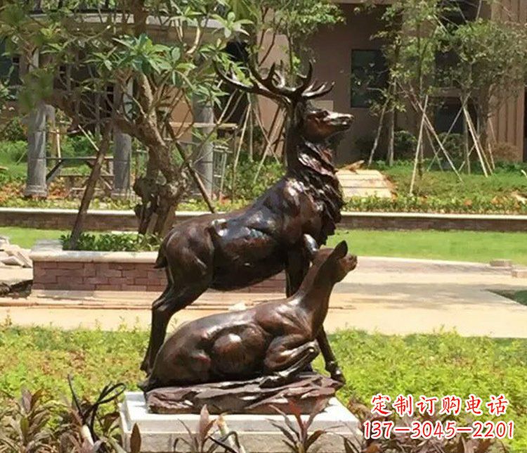 安阳铜雕园林梅花鹿雕塑摆件