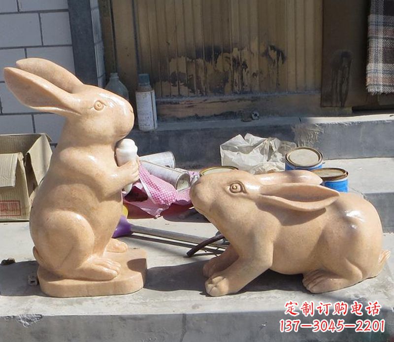 安阳兔子石雕公园动物摆件