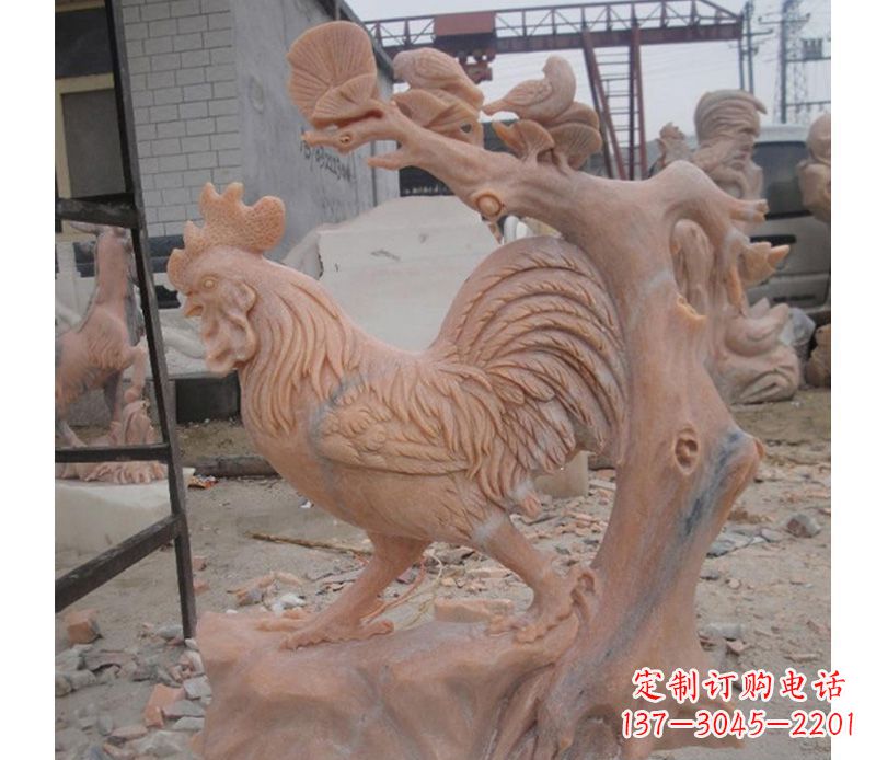 安阳晚霞红公鸡雕塑