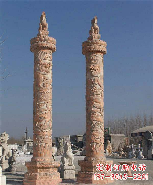 安阳晚霞红华表雕塑
